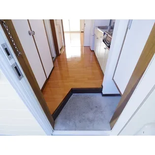 シティハイツイイジマ【101号室】の玄関