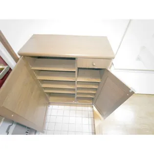 メゾン ド レポ【305号室】の玄関