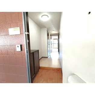 Surplus Twoサンハイツ小林B【202号室】の玄関