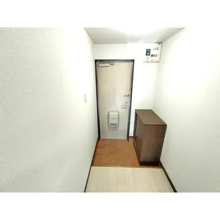 Surplus Twoサンハイツ小林B【202号室】の玄関