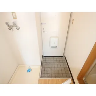 ガーデンハイツヤザキ【101号室】の玄関