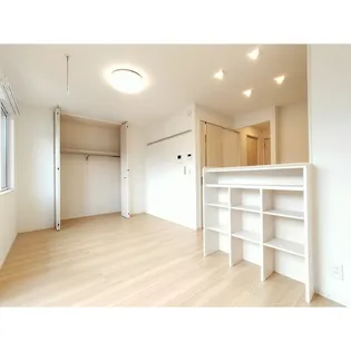 アランコート【2階】の居間