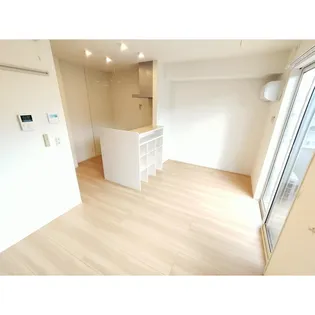 アランコート【2階】の居間