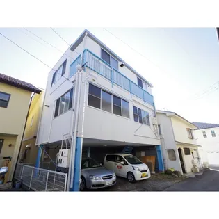 フラット中央【201号室】の外観