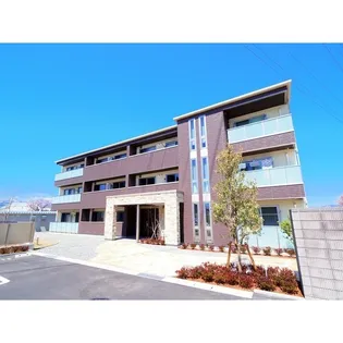 アベニール ラフィナの画像