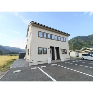 長野県上田市下塩尻【テラスハウス】の外観