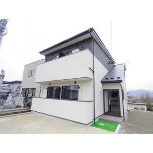 シュトラーレの画像