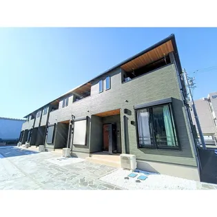 37〜サンナナ〜テラス【1階】の外観