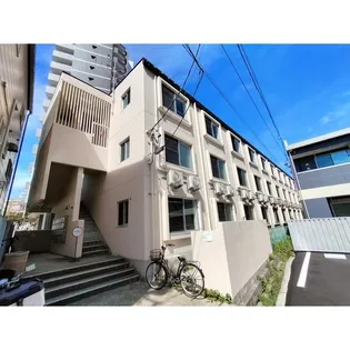 カルチェラタン【302号室】の外観