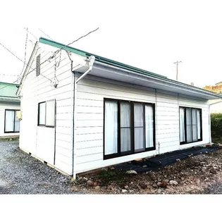 長野県岡谷市長地出早3丁目【一戸建】の外観