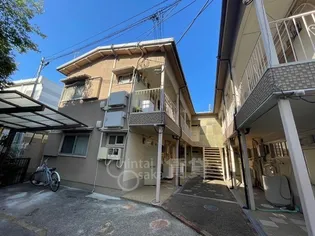 第一ハウス【2階】の外観