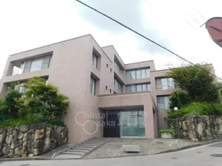 ラークヒルコート【1階】の外観