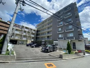 クレセント千里中央【4階】の外観