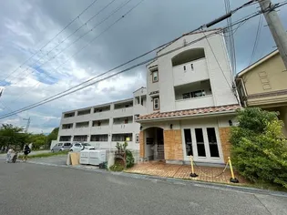 アルル三番館の画像