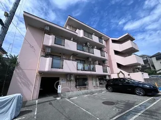 ロイヤルコート上池田【1階】の外観