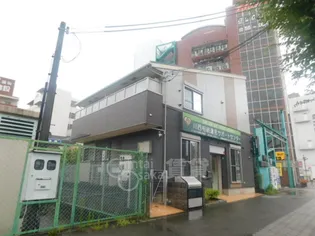 アメリ ドヴァン ラ ガール【2階】の外観