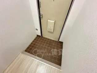 ヴィラ桃山台【4階】の玄関