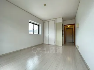 カームヒル箕面【4階】の居間