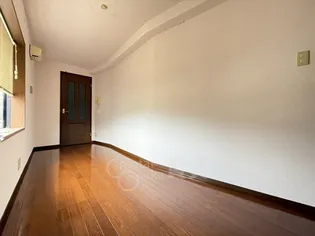 カームヒル箕面【3階】の居間