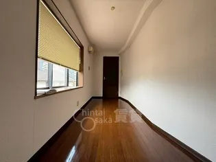 カームヒル箕面【3階】の居間