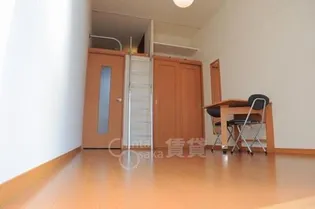 レオパレス舞の荘【2階】の居間