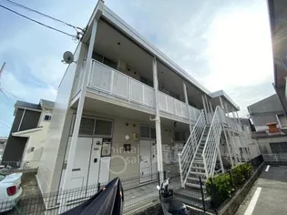 ティートゥリー【1階】の外観