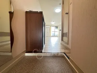 ゼクシブ池田綾羽【3階】の玄関