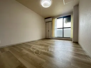 ゼクシブ池田綾羽【3階】の居間