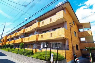 ヴィラクイーン【1階】の外観