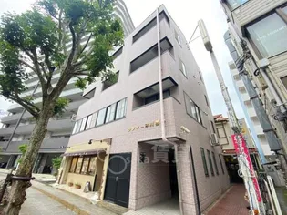 ラフィーネ川西【3階】の外観