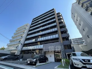 プレサンス江坂クォーレ【4階】の外観