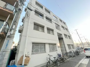 東和マンション【4階】の外観