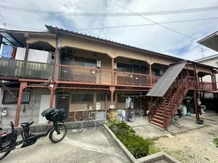 ルールドハウス箕面A棟【1階】の外観