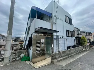 兵庫県川西市花屋敷1丁目【マンション】の外観