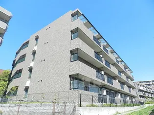大阪府池田市上池田2丁目【マンション】の外観