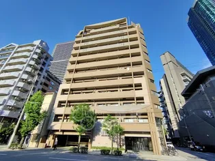 リーガル北梅田【7階】の外観