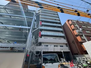 ArtizA緑地公園【3階】の外観