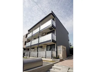 レオパレスSTEP【3階】の外観