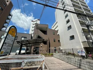 アンプルールフェールSHIBATA【3階】の外観