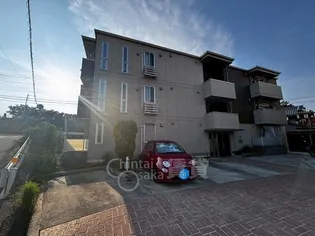 アヴェニール服部【1階】の外観