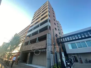 プルミエール江坂【6階】の外観