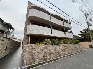 サンレムート千里山【1階】の外観