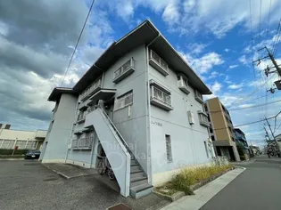 ハイツ奥山【3階】の外観