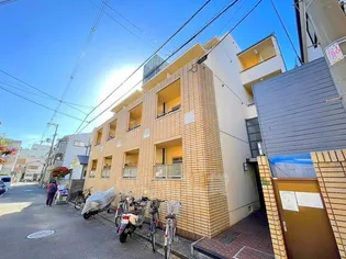 リサ上新庄【3階】の外観