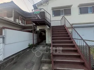 ハイツ弘栄【2階】の玄関