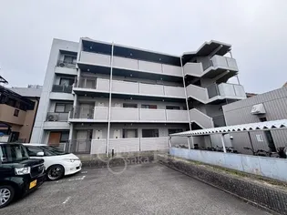 ルノン茨木【3階】の外観