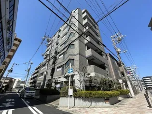 ヴェリテ江坂【4階】の外観