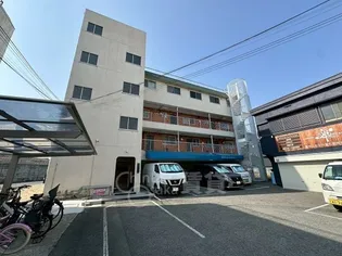 由上ビル【2階】の外観