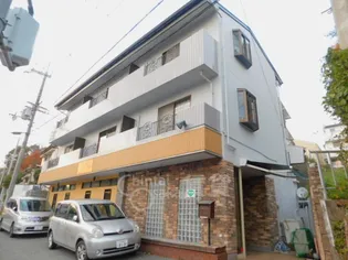 パイン箕面【3階】の外観