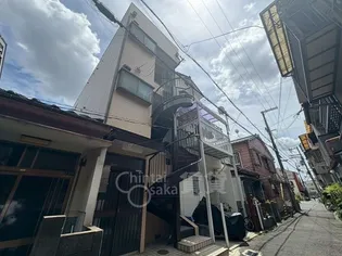 本多マンション【3階】の外観